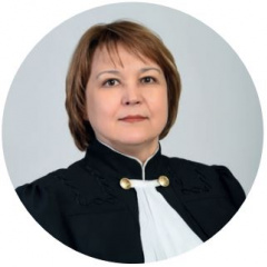 Судья Шваб Лариса Валерьевна