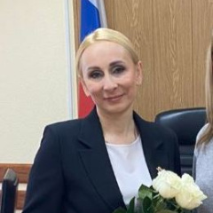 Судья Попова Елена Павловна