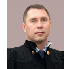 Судья Сухов Юрий Петрович